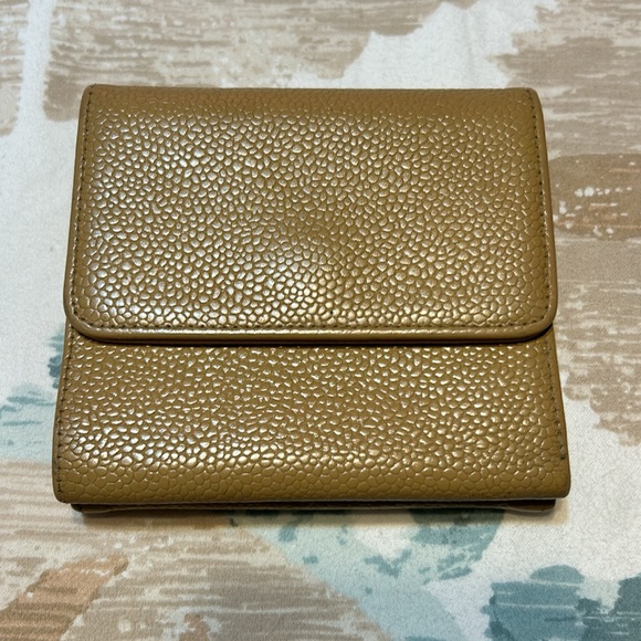 Chanel Double Flap CC Compact Wallet - Picture 2 of 8